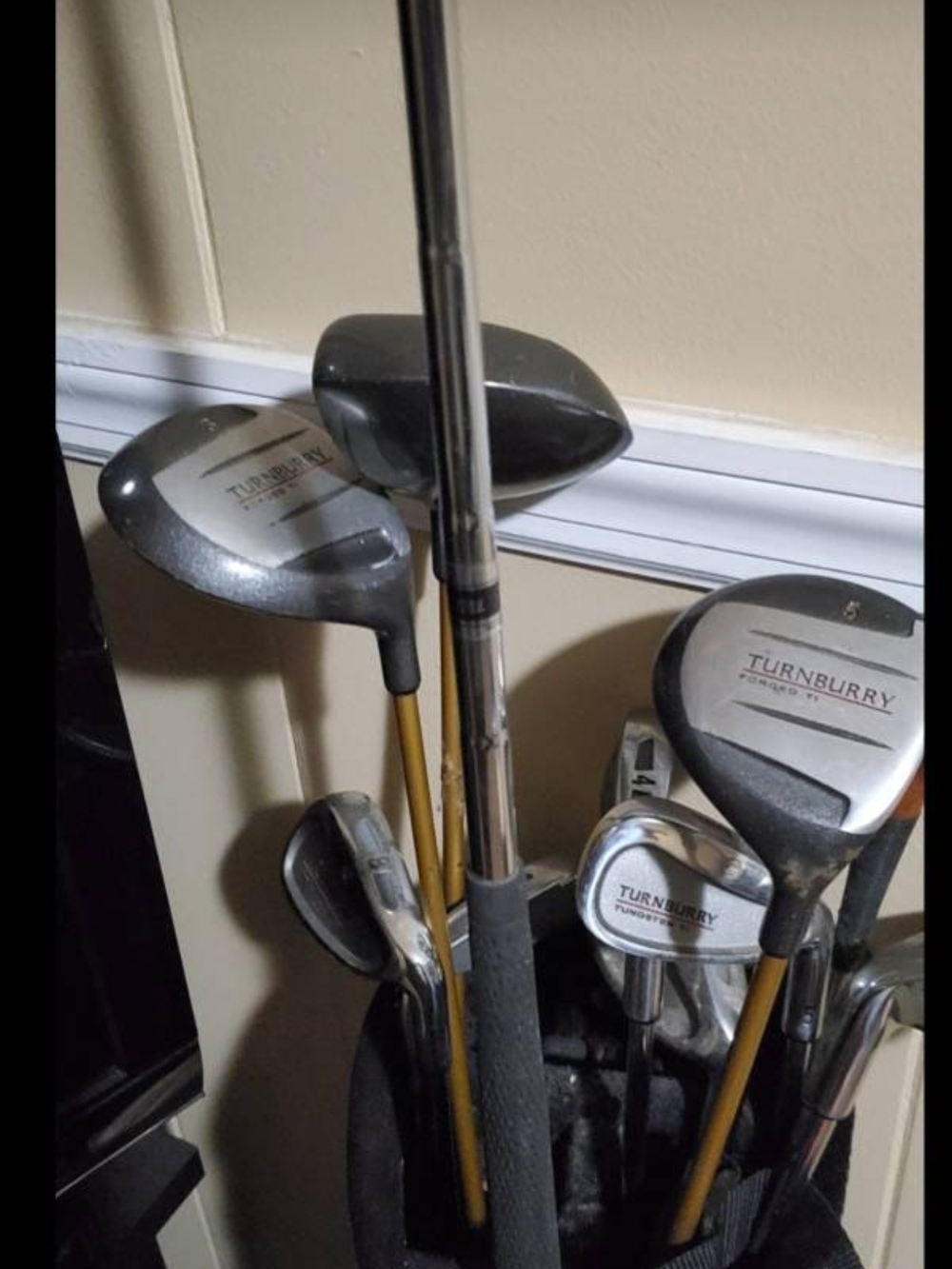 Black & Silver Golf Club Set - 9-Piece Home Storage & Organization